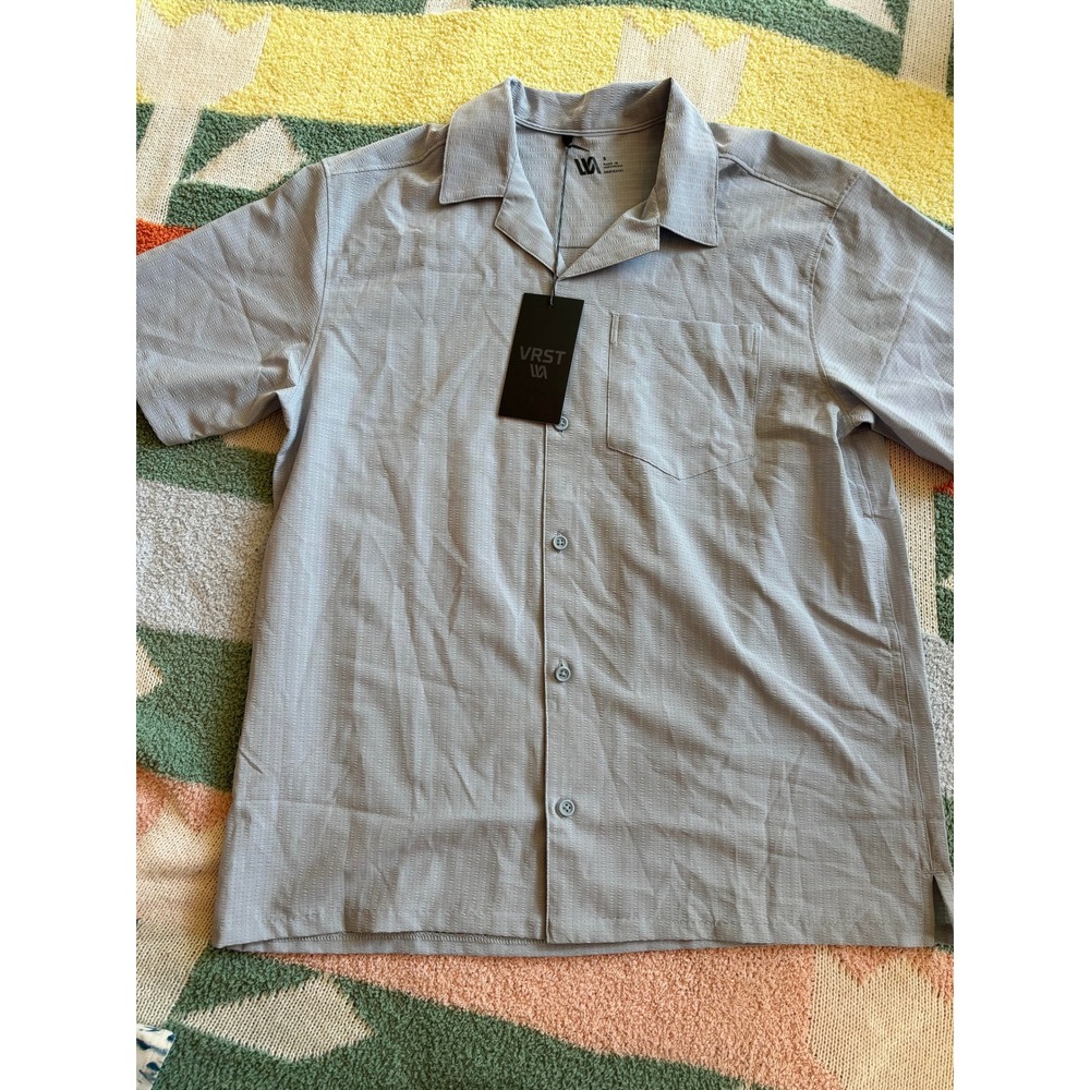 VRST Mens Performance‎ Resort Shirt Faded Blue Short Sleeve Stretch Size Small